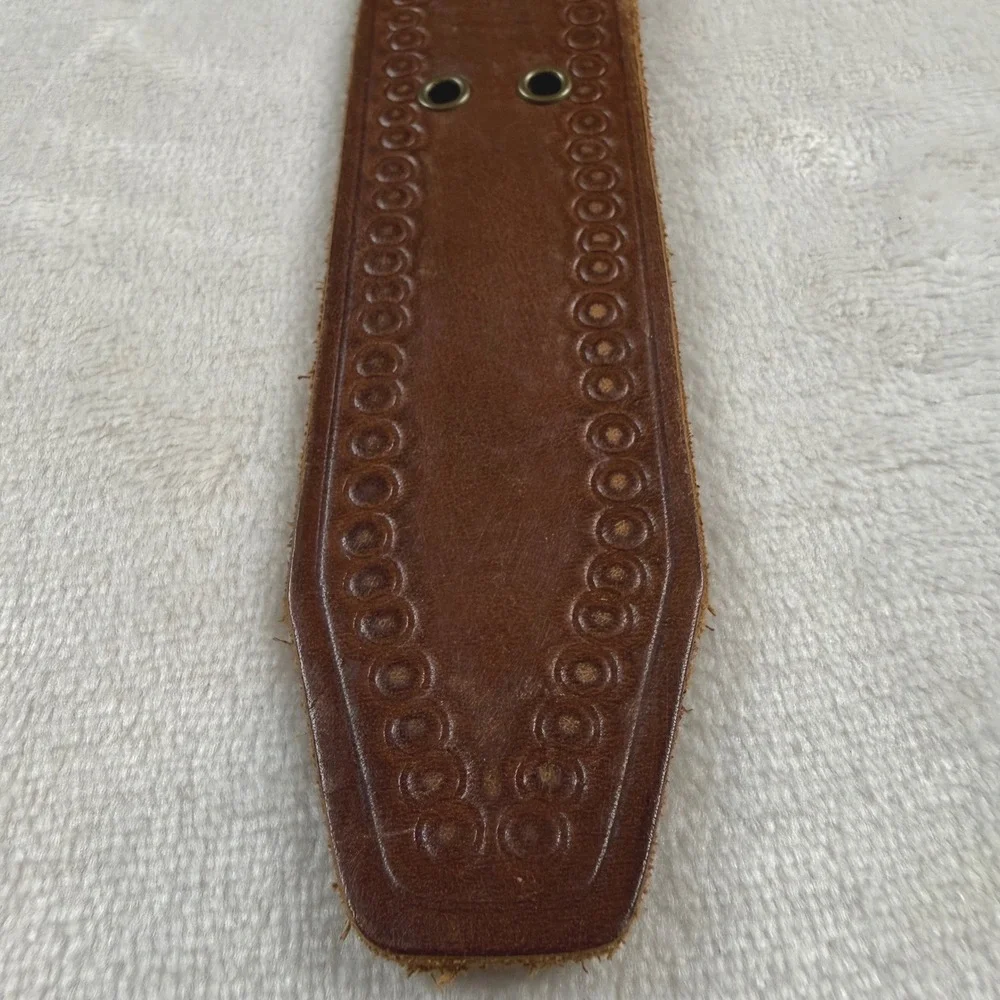VTG Y2K American Eagle Belt Mens M Brown Leather Solid Brass Double Grommet Boho